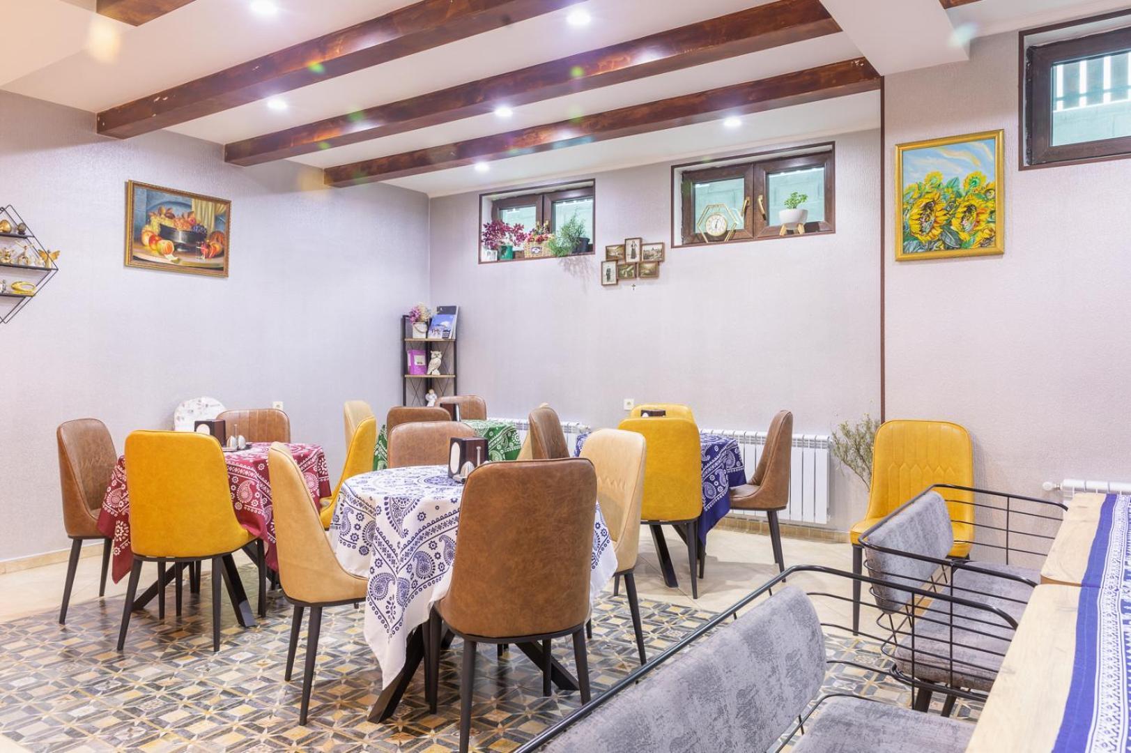 Hotel Gold Tower Mestia Zewnętrze zdjęcie